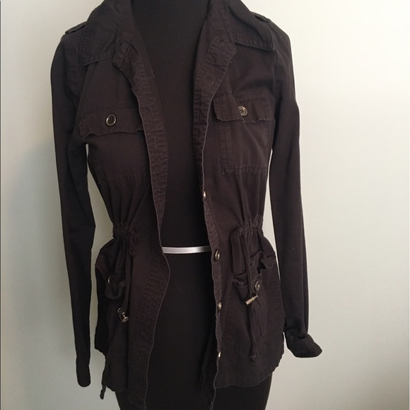 Buckle Jacket - Picture 3 of 4